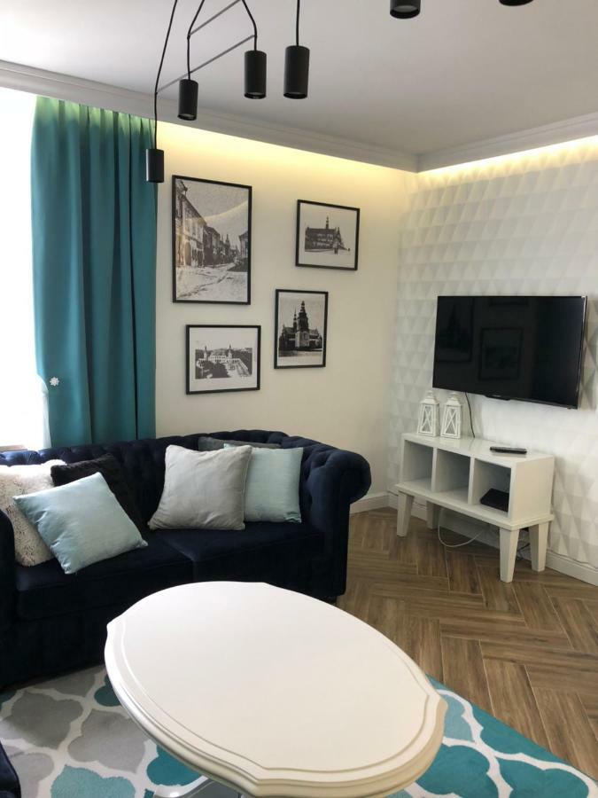 Family & Business Sauna Apartments Paderewskiego Sienkiewicza No2 Centrum Downtown - 2 Bedroom With Private Sauna, Bath With Hydromassage, Parking Kielce Exterior foto